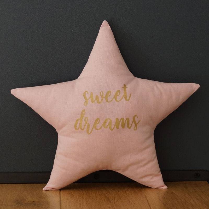 Coussin Etoile Rose Inscription Sweet Dreams 19